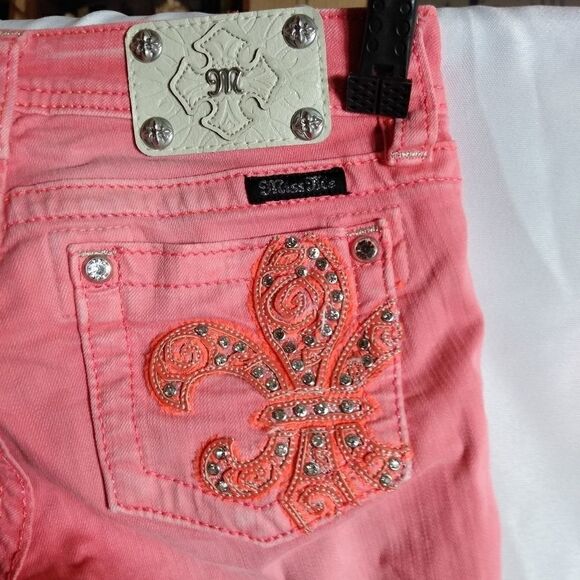 Miss Me capris  - Picture 4 of 6